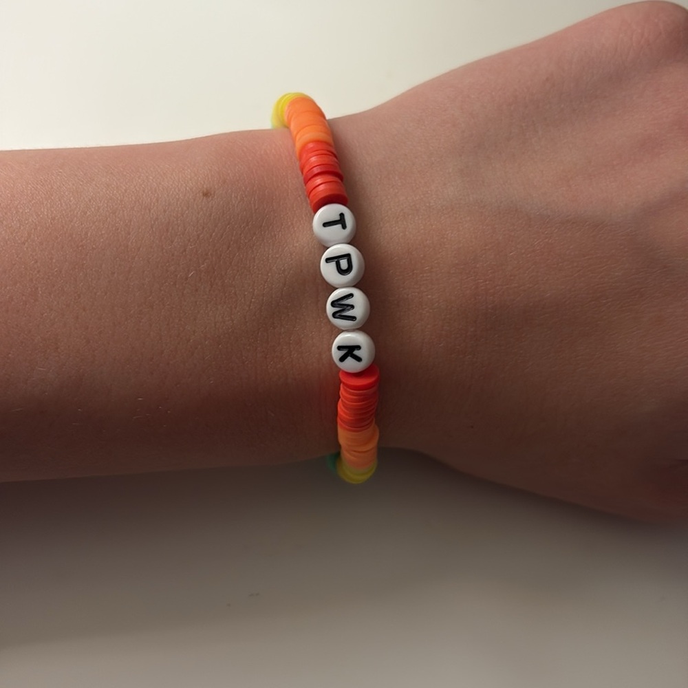 Harry styles treat people with kindness clay bead Bracelet - Picture 3 of 3